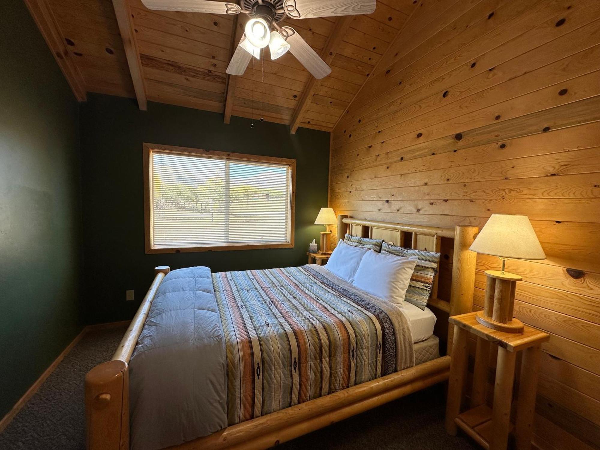 Mount Peale Country Inn La Sal Экстерьер фото